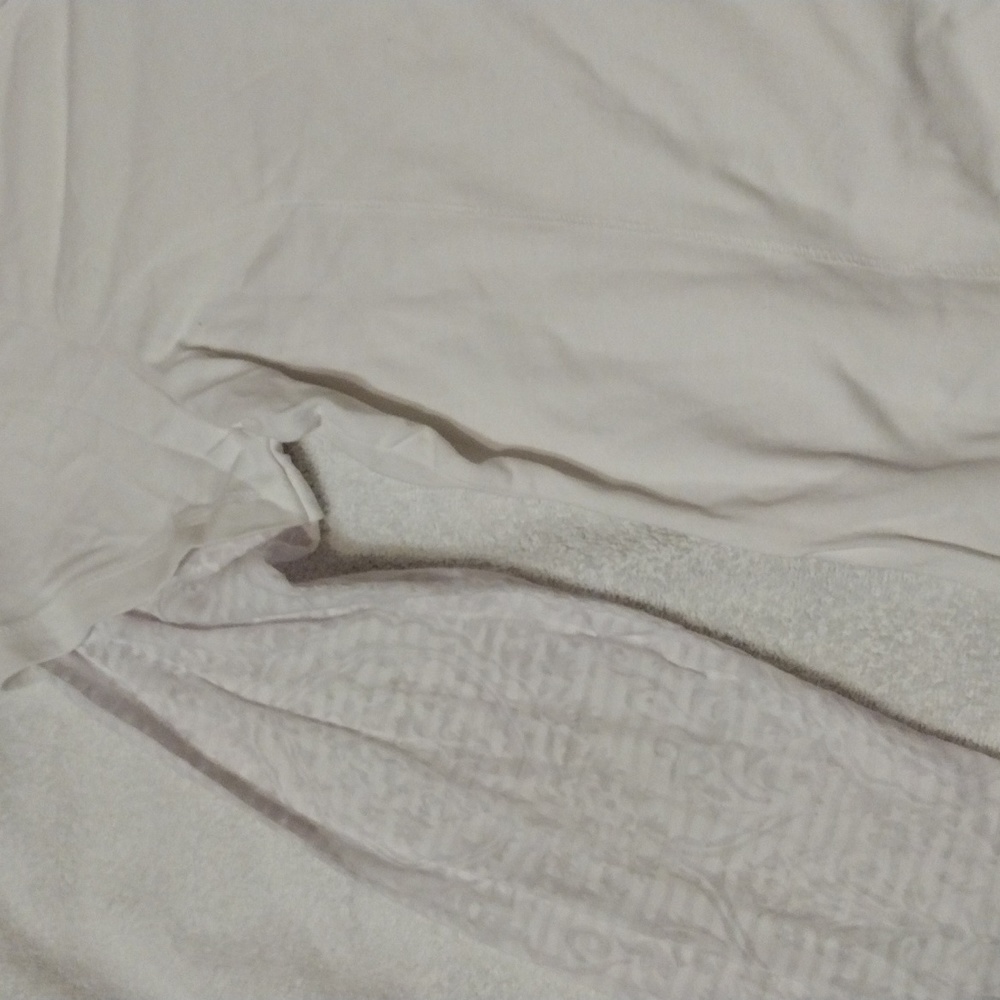 Danskin now, women's long sleeve shirt - Picture 2 of 6